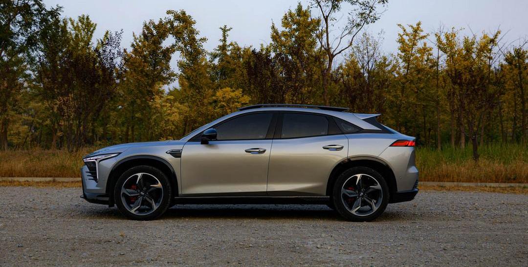 Pentium, Pentium B70S, Pentium B70, FAW, Great Wall