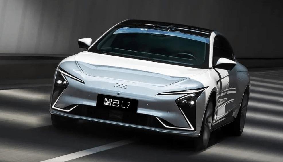 Zhiji Auto, Zhiji L7, Zhiji LS7