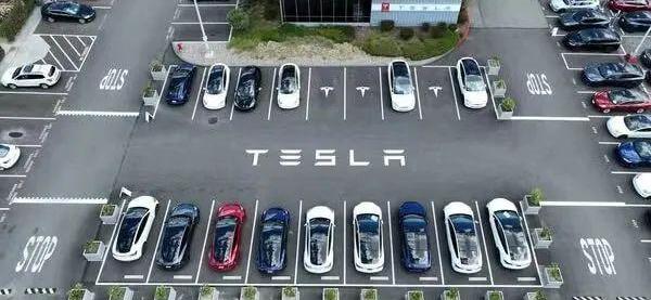 Tesla, Ford, model 3, model y