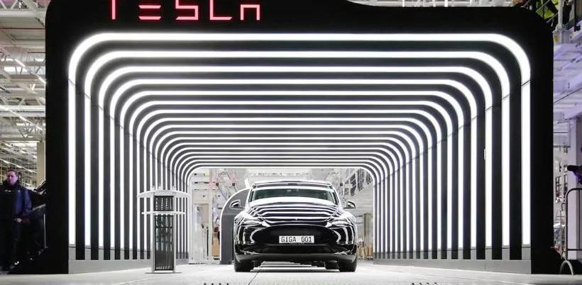 Tesla, Ford, model 3, model y