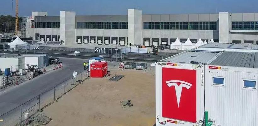 Tesla, Ford, model 3, model y