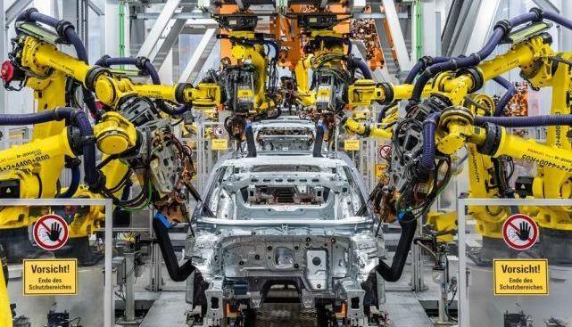 Audi, Volkswagen, Man, FAW, Audi Q3