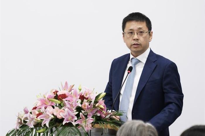 Tesla, Volkswagen, Audi, Mercedes-Benz, Porsche