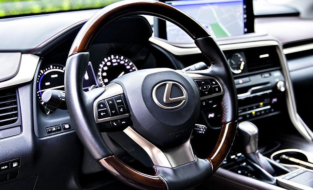 Lexus, Lexus RX, found