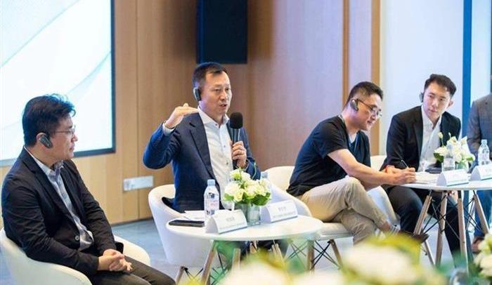 Modern, Beijing, Paris Emperor