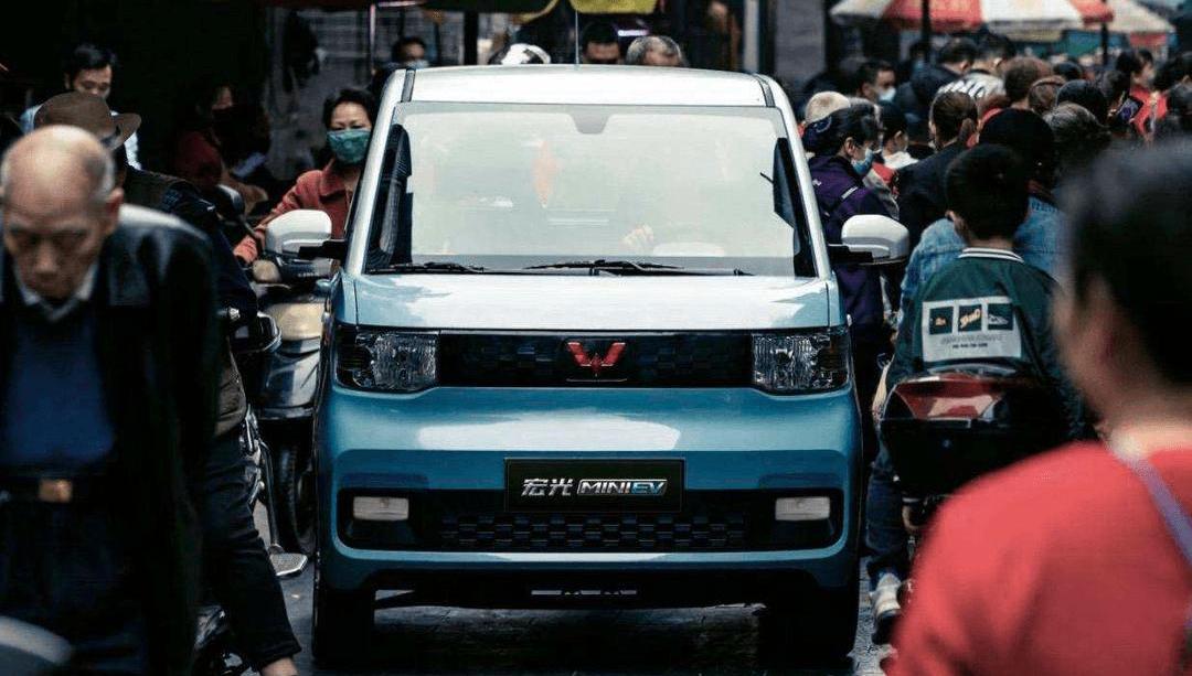 MINI, Tesla, Model 3, baojun, BMW 