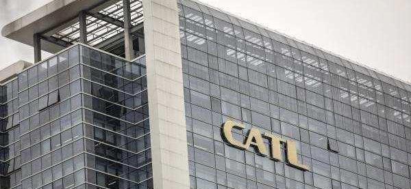 Tesla, Model 3, Mercedes-Benz, BMW, Volkswagen