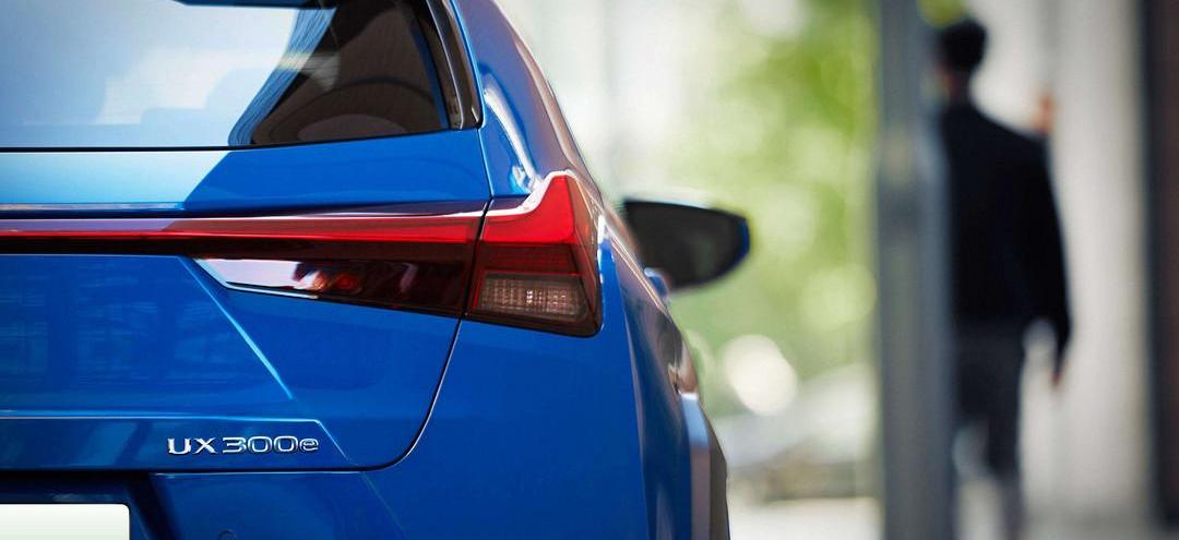 Lexus, Cadillac, Audi, Mercedes-Benz, BMW