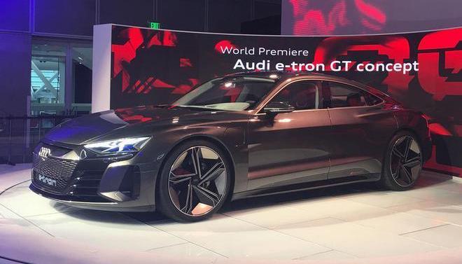 Porsche, Taycan, Audi, Porsche 911