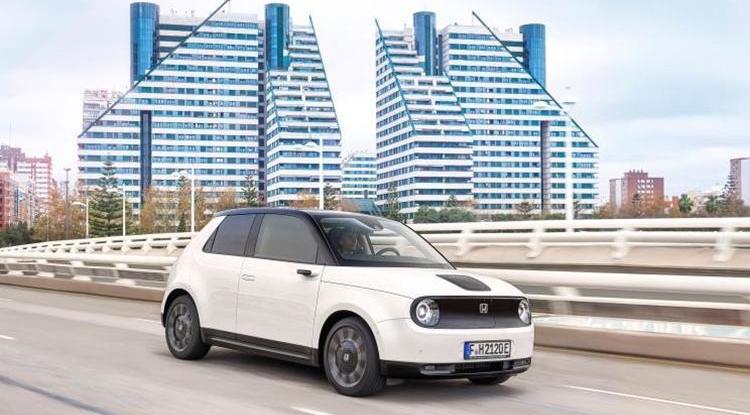 Honda, Tesla, Model Y, Mercedes-Benz, Porsche