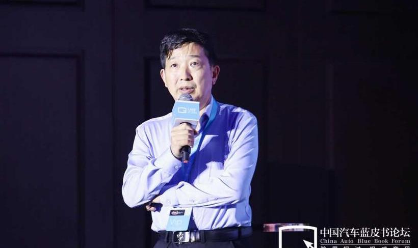 Volkswagen, Universiade, Tesla, Honda, Mercedes-Benz