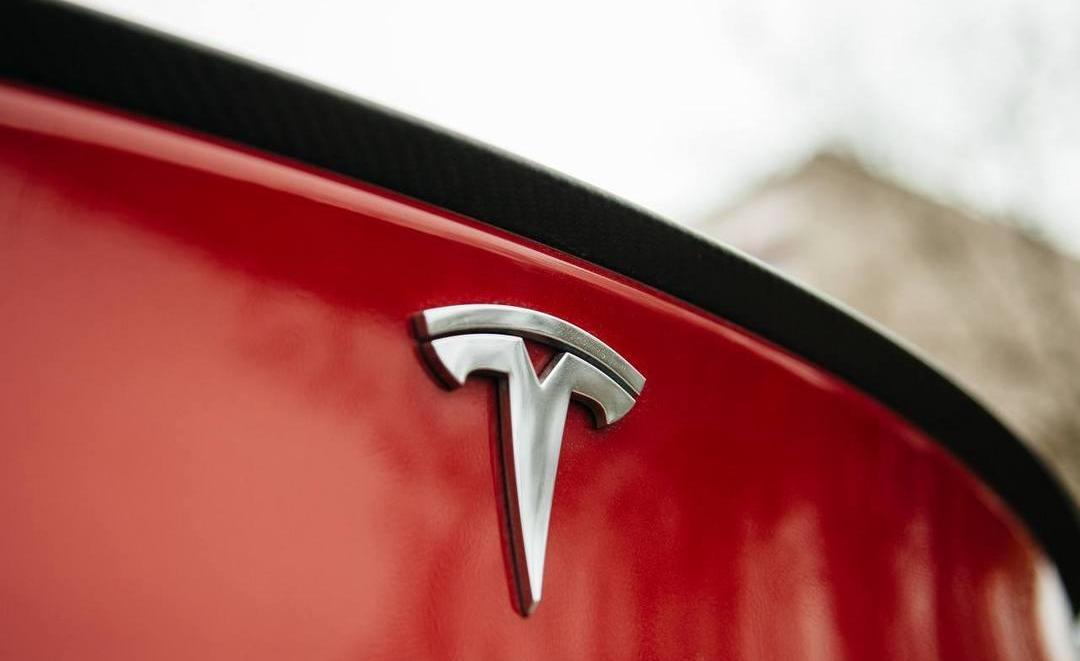 Tesla, Cadillac, Model 3, Honda, Cadillac XT5