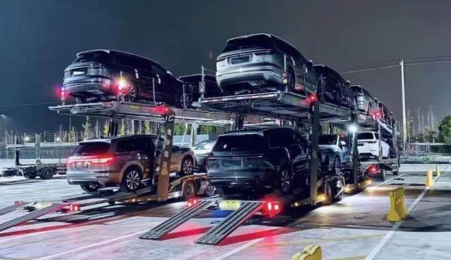 Li ONE, Tesla, Beij, LI and Weilai