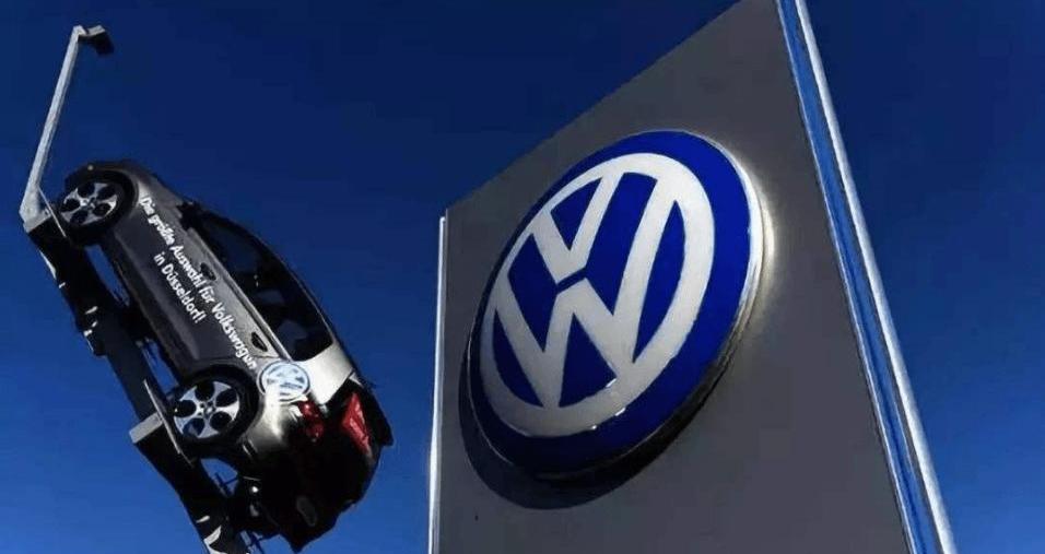 Tesla, Volkswagen, Audi, BMW, Golf