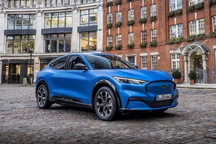 Mustang, Ford, Tesla, model y 