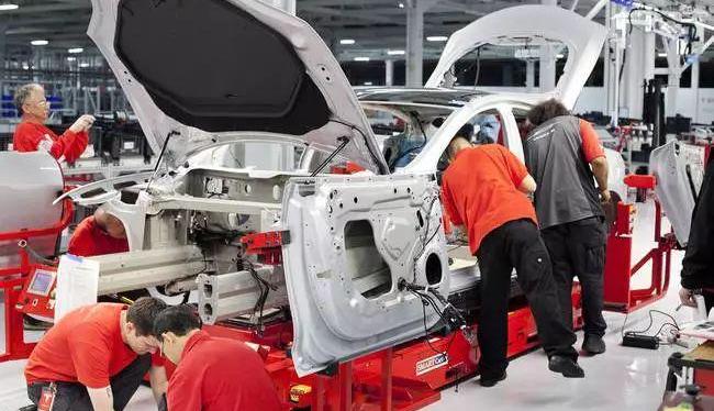 Dongfeng, Lectra, Tesla, Model 3, Jaguar