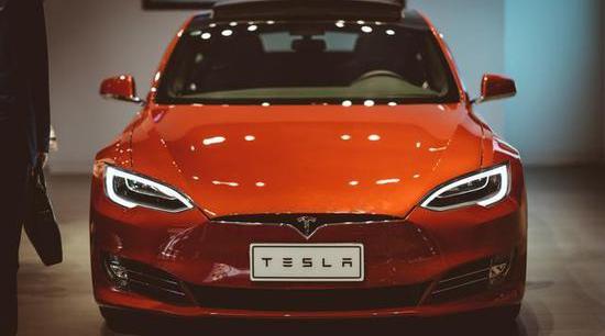 Tesla, Weilai, Model 3, Tucki, Toyota