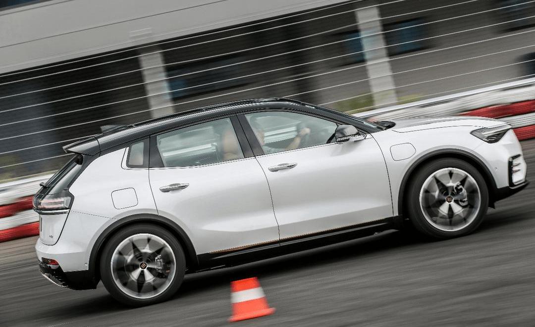 Sky ME7, Audi, Sky Auto, Volkswagen, Audi Q3