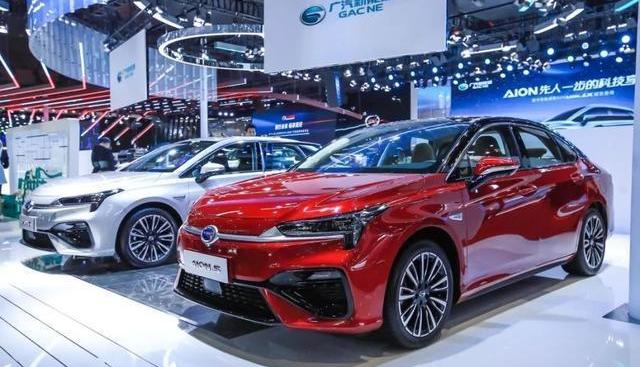 Porsche, Ferrari, Tesla, Discovery, BYD