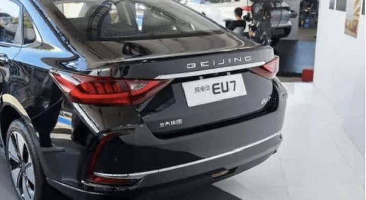 Dongfeng, Lectra, Tucki, Qichen, Mercedes-Benz