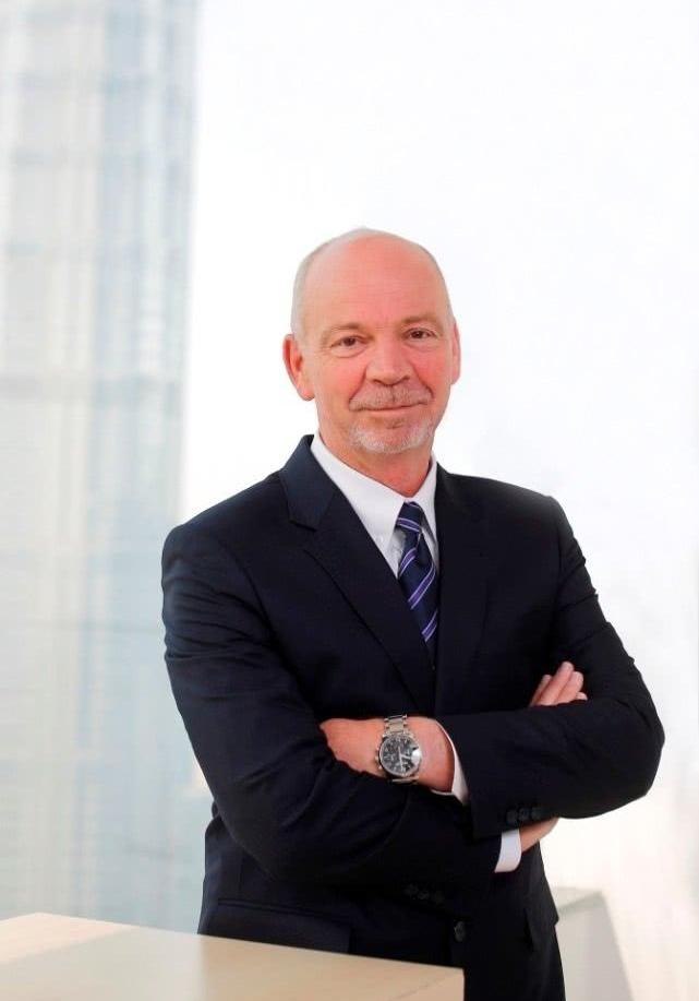 Ford, Chang'an, Fox, LinkedIn, Jaguar