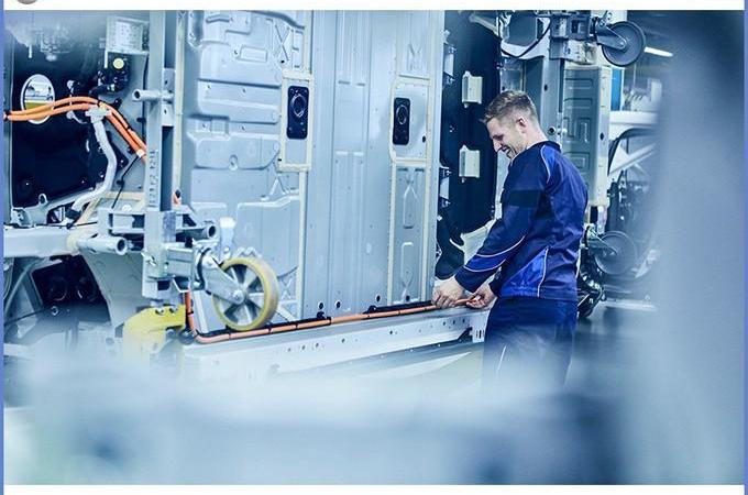 BMW, MINI,Model X, Tesla