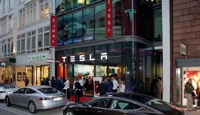 Tesla, Model 3, Discovery, Morgan