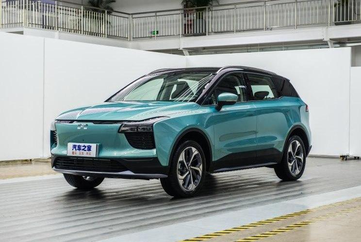 Aichi, Aichi U5, Tesla, Weilai, Audi