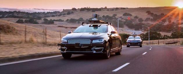 Sequoia, Hechuang, Model X, Tesla