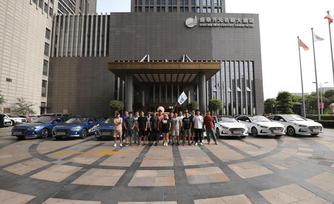 Sonata, Hyundai, Han, Discovery, Mercedes-Benz