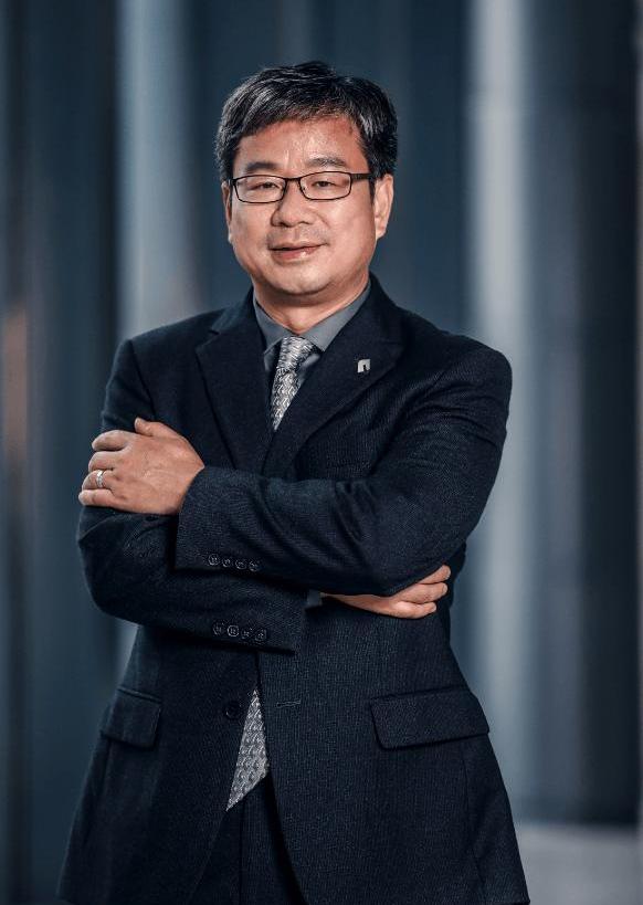 Tesla, BMW, Volkswagen, Mercedes-Benz, Toyota