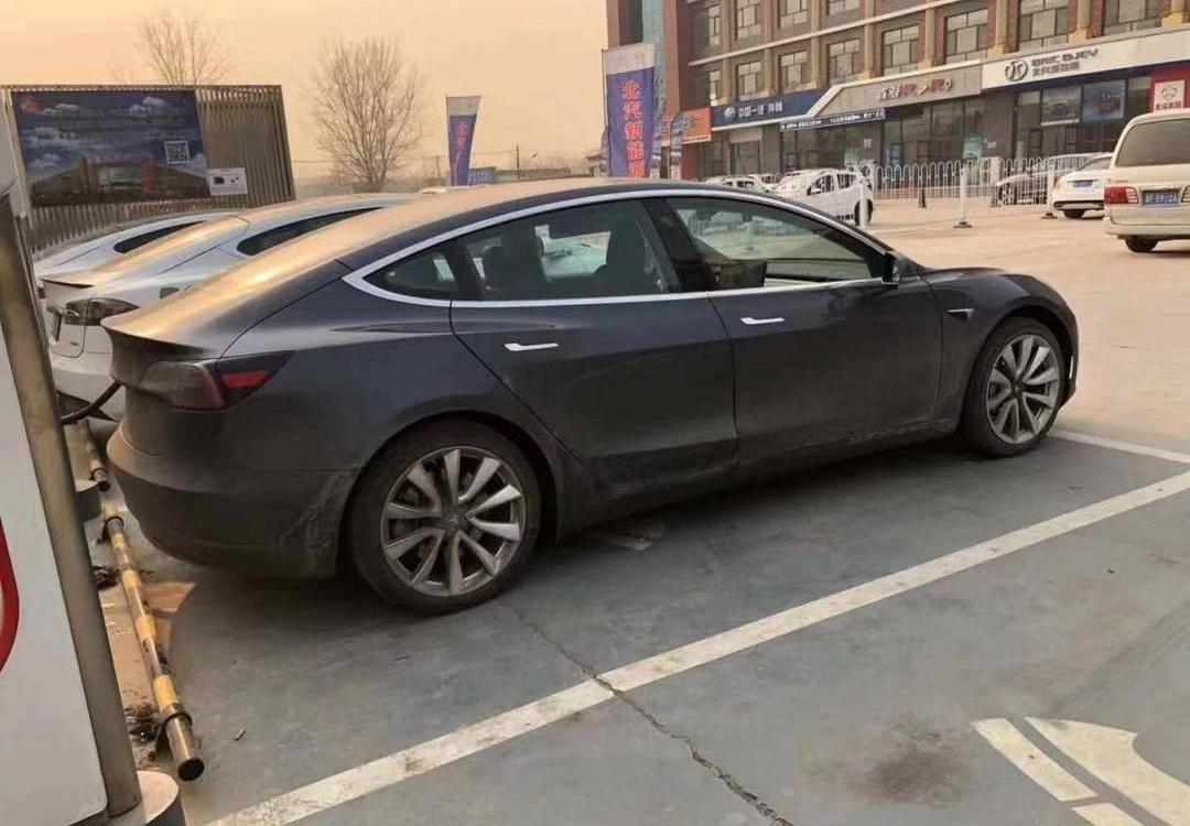 Model 3, Tesla 