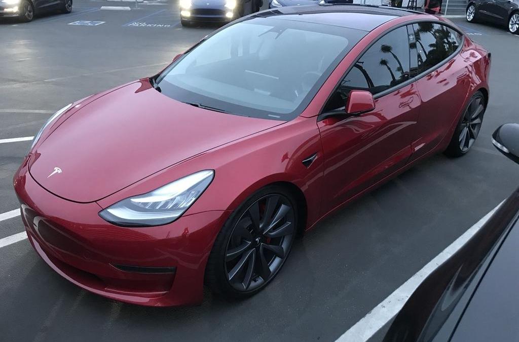 Model 3, Tesla, Model S, BMW 