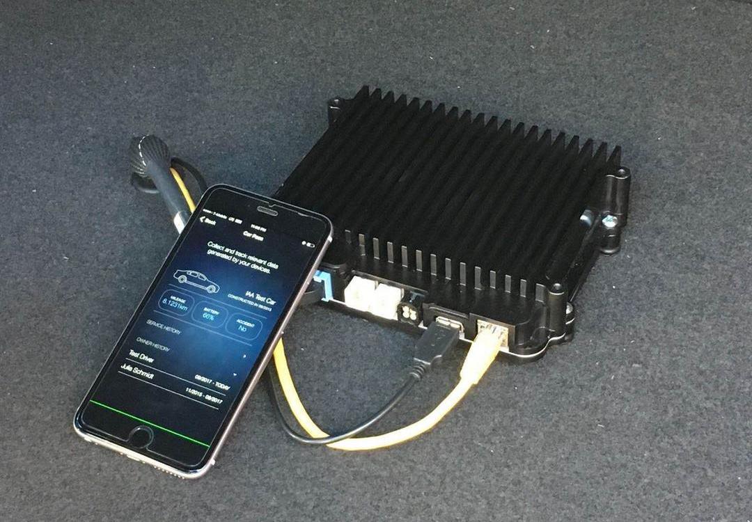 Audi, Bentley, Discovery, Tesla, Remote