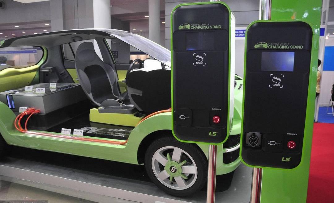 emgrand, Tesla, BYD, emgrand EV, BMW