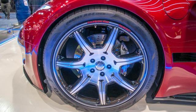 BMW, Mercedes-Benz, Tesla, V8 Vantage, Beijing