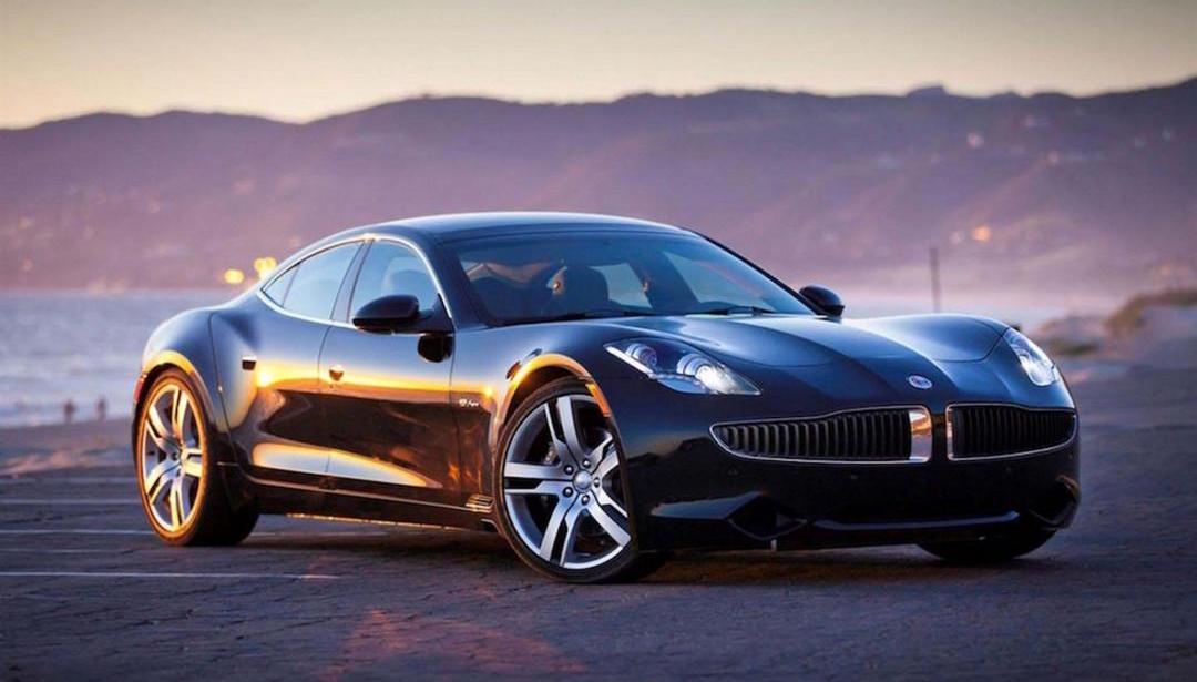 BMW, Mercedes-Benz, Tesla, V8 Vantage, Beijing