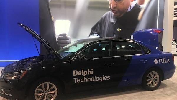 DS, Porsche, Ferrari 