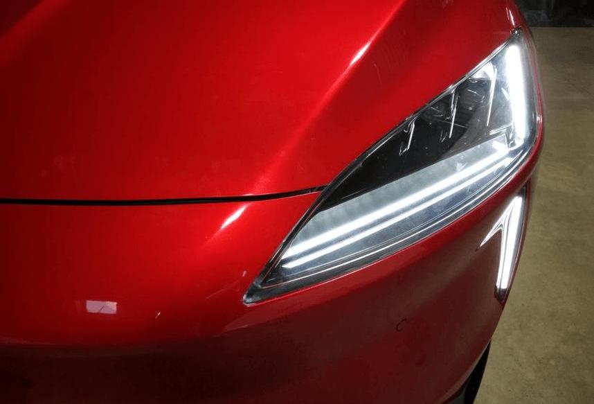 Tucki, discovered Tesla