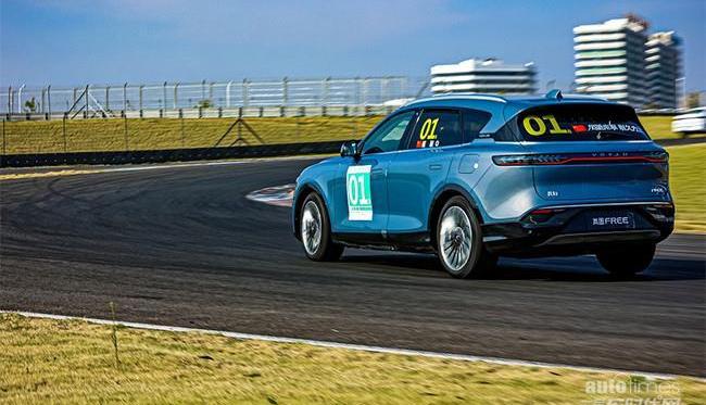 嵐圖汽車,理念,現代