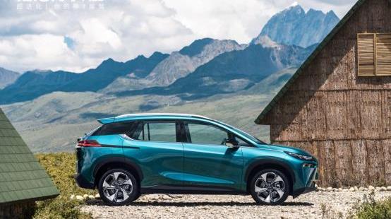 埃安,AION V,蔚來,小鵬