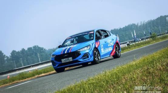 福克斯,長安,福特