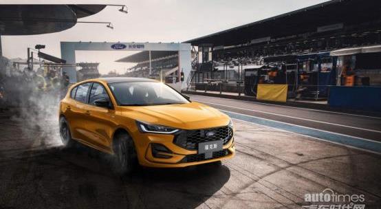 福克斯,長安,福特