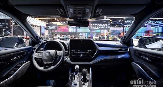 皇冠,皇冠陸放,豐田,一汽,理念