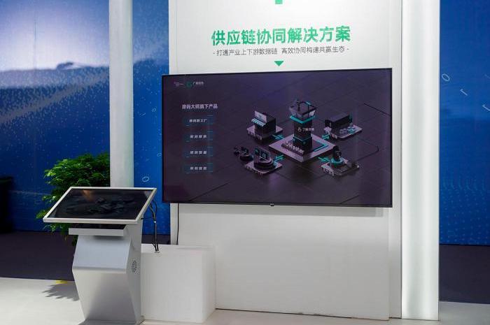 領克,合創,極氪