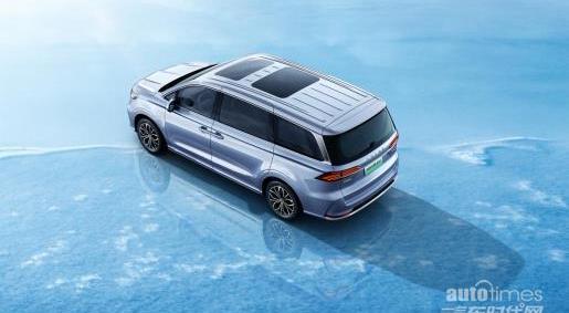 榮威,榮威iMAX8,榮威iMAX8 EV,埃爾法,寶馬5系