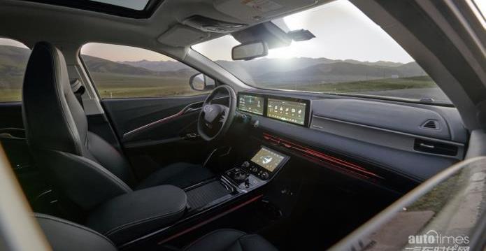 哪吒U,哪吒汽車