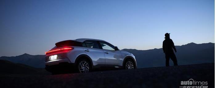 哪吒U,哪吒汽車