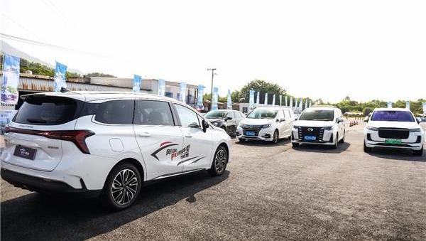 風行游艇,東風風行,東風,傳祺M6,理想ONE