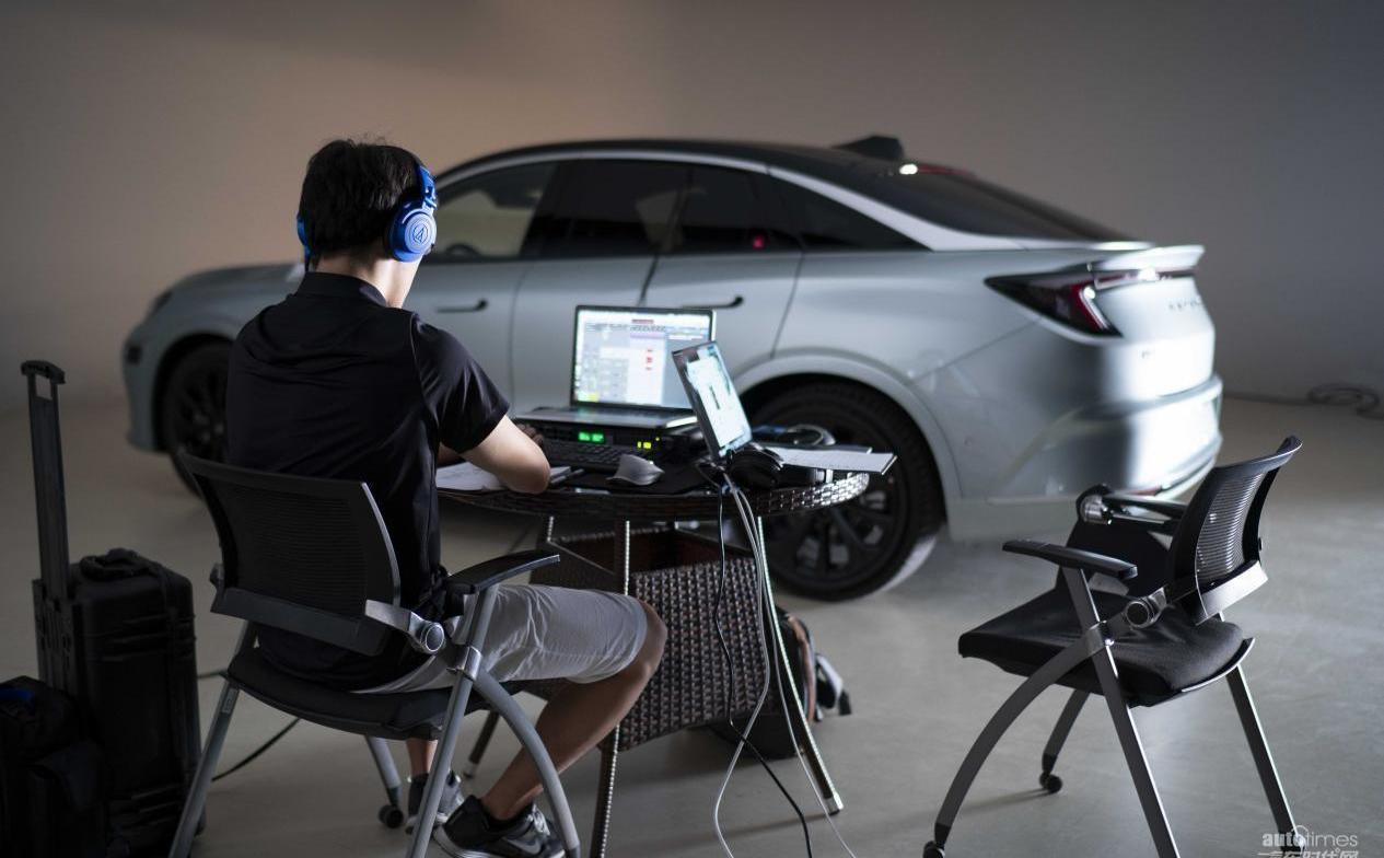 寶馬5系,寶馬,勞斯萊斯